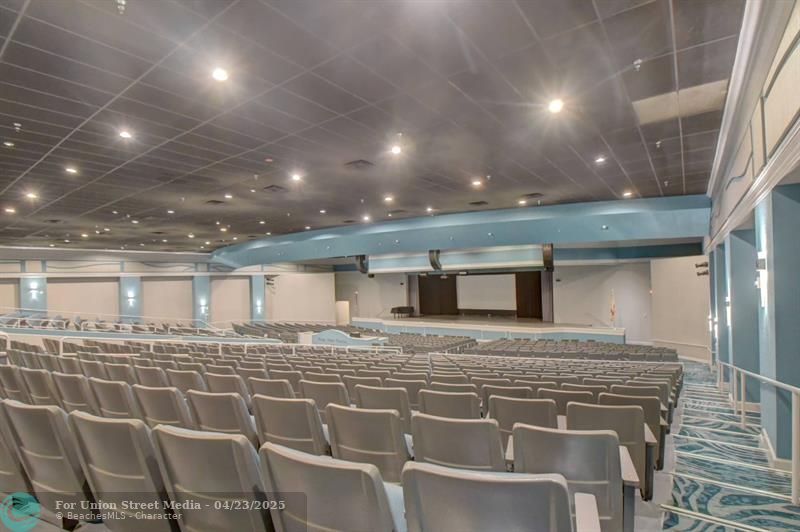 204 Burgundy E Delray Beach FL 33484