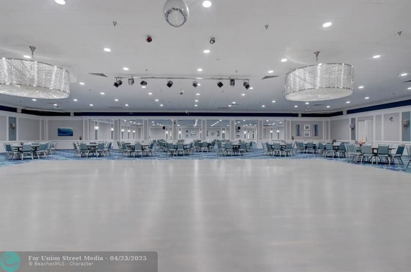 204 Burgundy E Delray Beach FL 33484