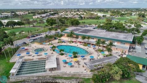 204 Burgundy E Delray Beach FL 33484