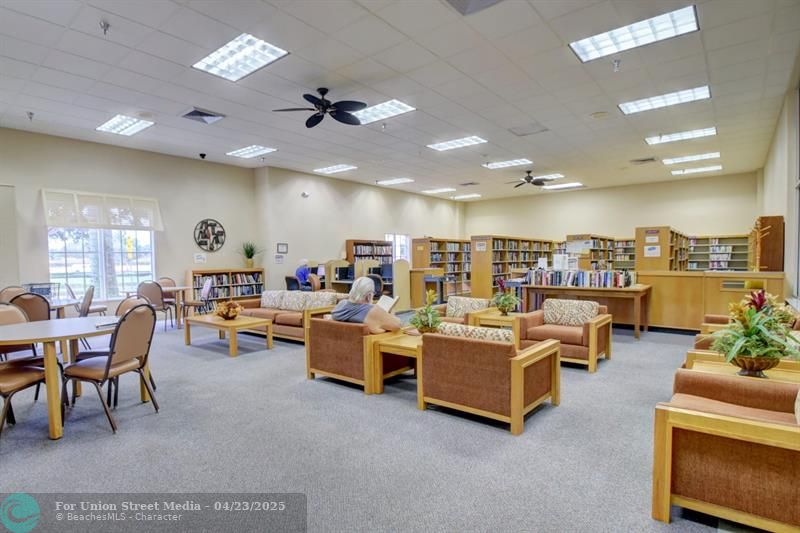 204 Burgundy E Delray Beach FL 33484