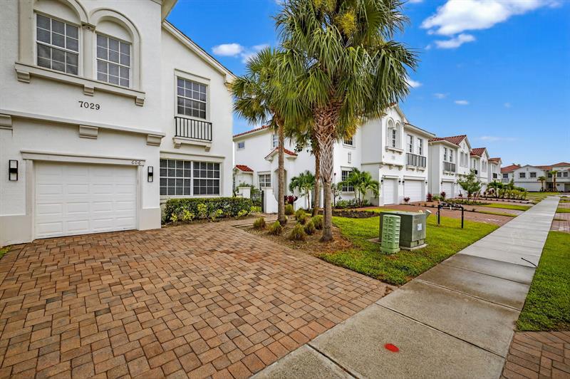 7029 Ambrosia Lane Naples FL 34119