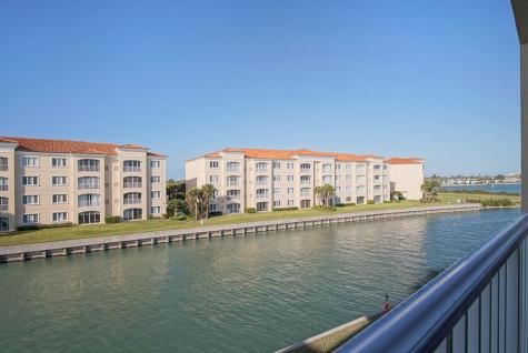 19 Harbour Isle Drive W Hutchinson Island FL 34949