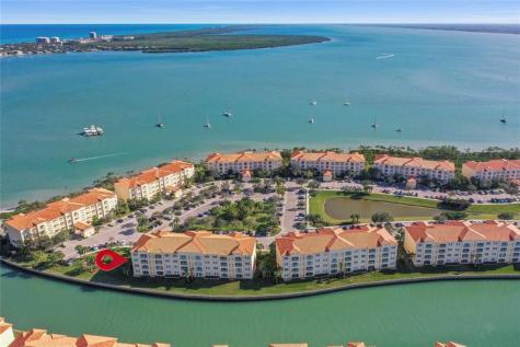 19 Harbour Isle Drive W Hutchinson Island FL 34949