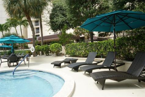 2480 Presidential Way West Palm Beach FL 33401