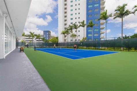 14951 Royal Oaks Lane North Miami FL 33181