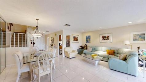 8460 Casa Del Lago Boca Raton FL 33433