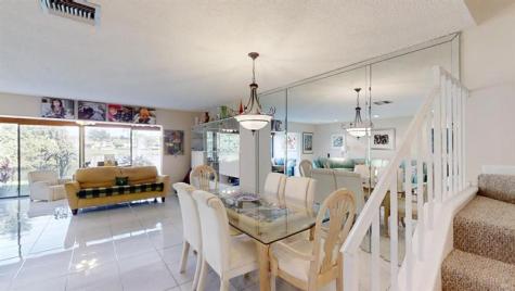 8460 Casa Del Lago Boca Raton FL 33433