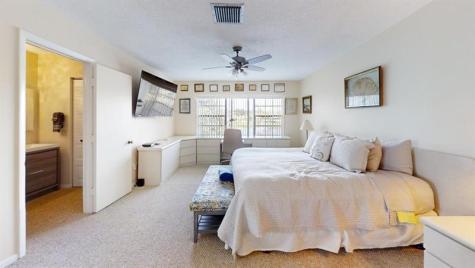 8460 Casa Del Lago Boca Raton FL 33433