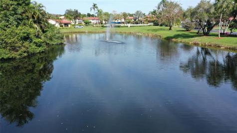 8460 Casa Del Lago Boca Raton FL 33433