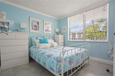 2998 NW 48th Terrace Lauderdale Lakes FL 33313