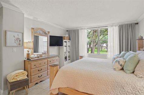 2998 NW 48th Terrace Lauderdale Lakes FL 33313