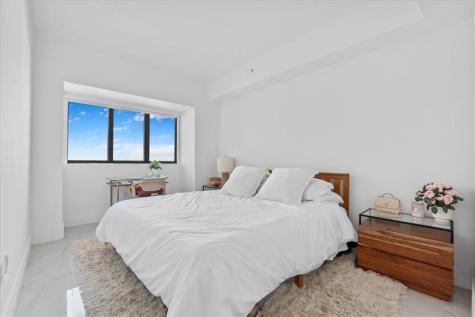 650 NE 32nd Street Miami FL 33137