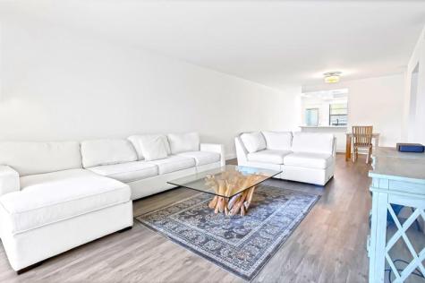 2805 Victoria Way Coconut Creek FL 33066