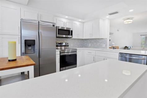 2805 Victoria Way Coconut Creek FL 33066