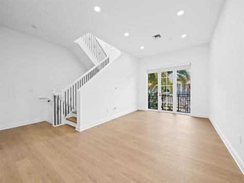 510 SE 7th Street Fort Lauderdale FL 33301