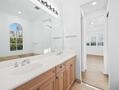 510 SE 7th Street Fort Lauderdale FL 33301