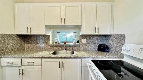 5103 NW 35th Street Lauderdale Lakes FL 33319