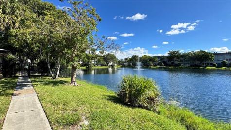 5103 NW 35th Street Lauderdale Lakes FL 33319