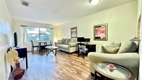 5103 NW 35th Street Lauderdale Lakes FL 33319