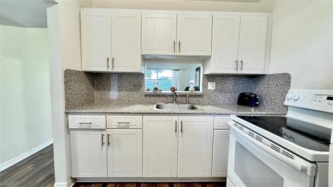 5103 NW 35th Street Lauderdale Lakes FL 33319