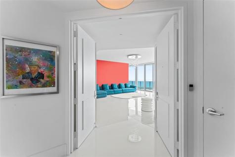 5959 Collins Avenue Miami Beach FL 33140