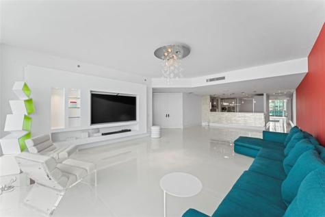 5959 Collins Avenue Miami Beach FL 33140