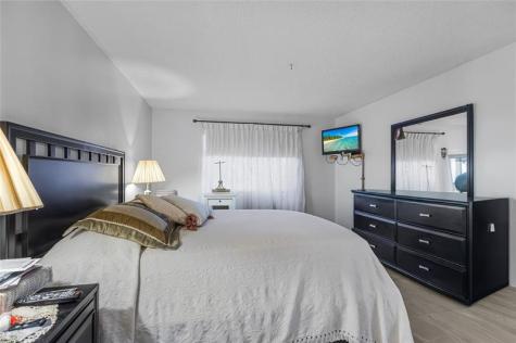 8220 SW 24th Street North Lauderdale FL 33068