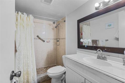 8220 SW 24th Street North Lauderdale FL 33068