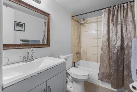 8220 SW 24th Street North Lauderdale FL 33068