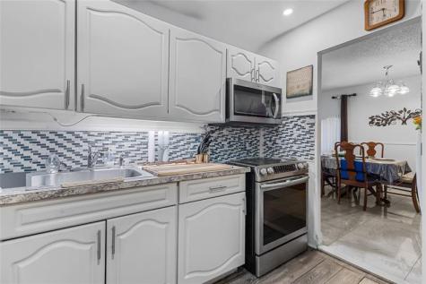 8220 SW 24th Street North Lauderdale FL 33068