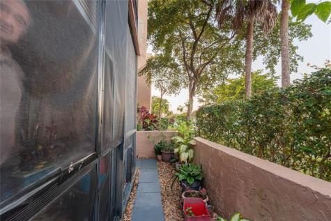8220 SW 24th Street North Lauderdale FL 33068