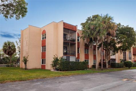 8220 SW 24th Street North Lauderdale FL 33068