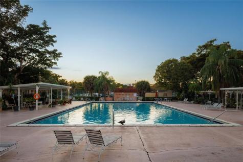 8220 SW 24th Street North Lauderdale FL 33068