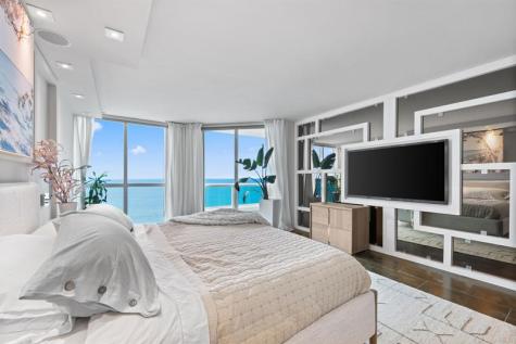 101 S Fort Lauderdale Beach Boulevard Fort Lauderdale FL 33316