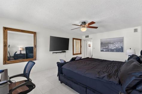 1149 Hillsboro Mile Pompano Beach FL 33062