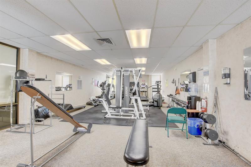 1149 Hillsboro Mile Pompano Beach FL 33062