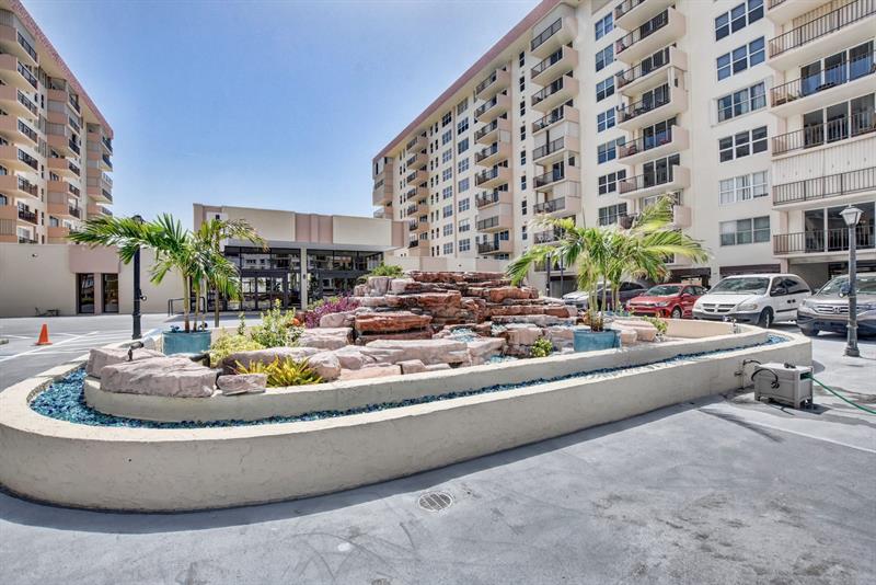 1149 Hillsboro Mile Pompano Beach FL 33062