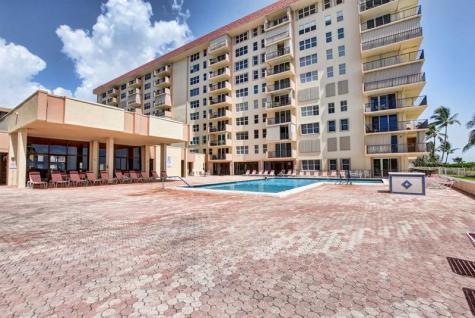 1149 Hillsboro Mile Pompano Beach FL 33062