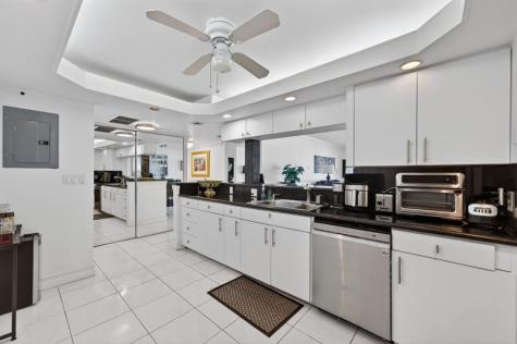 1149 Hillsboro Mile Pompano Beach FL 33062