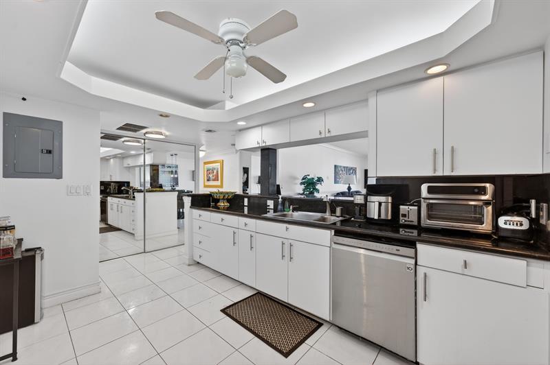 1149 Hillsboro Mile Pompano Beach FL 33062