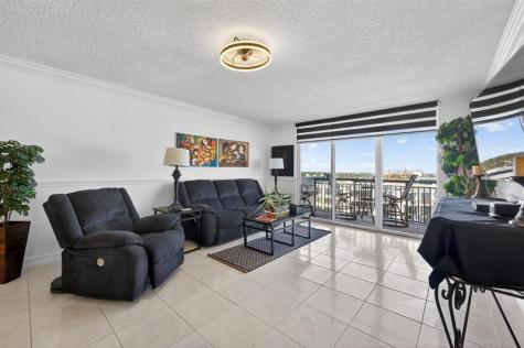 1149 Hillsboro Mile Pompano Beach FL 33062