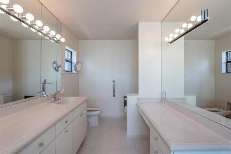 3650 N 36th Avenue Hollywood FL 33021