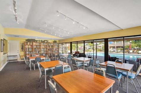 3650 N 36th Avenue Hollywood FL 33021