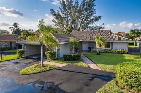 3650 N 36th Avenue Hollywood FL 33021