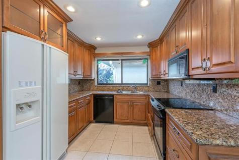 3650 N 36th Avenue Hollywood FL 33021