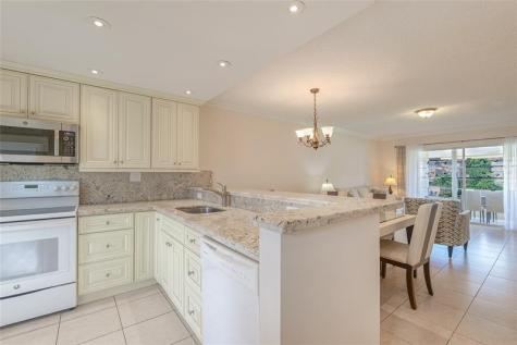 5071 W Oakland Park Boulevard Lauderdale Lakes FL 33313