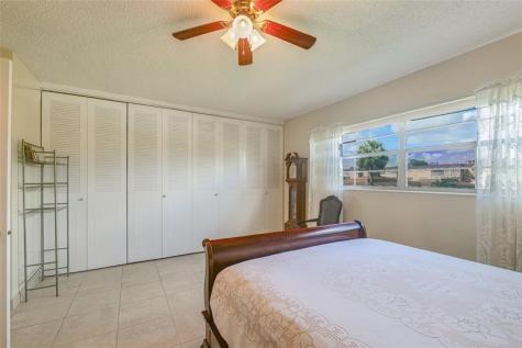 5071 W Oakland Park Boulevard Lauderdale Lakes FL 33313