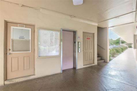 5071 W Oakland Park Boulevard Lauderdale Lakes FL 33313