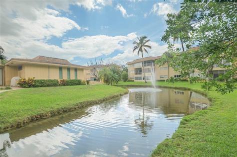 5071 W Oakland Park Boulevard Lauderdale Lakes FL 33313