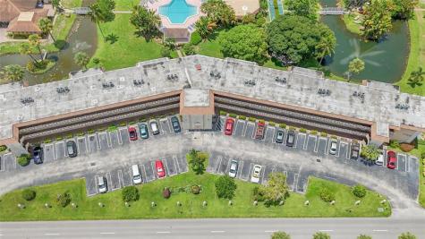 5071 W Oakland Park Boulevard Lauderdale Lakes FL 33313